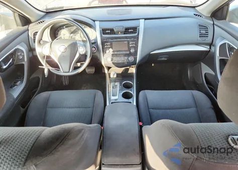 2014 Nissan Altima 2.5 from USA, damaged, VIN 1N4AL3AP2EN386820